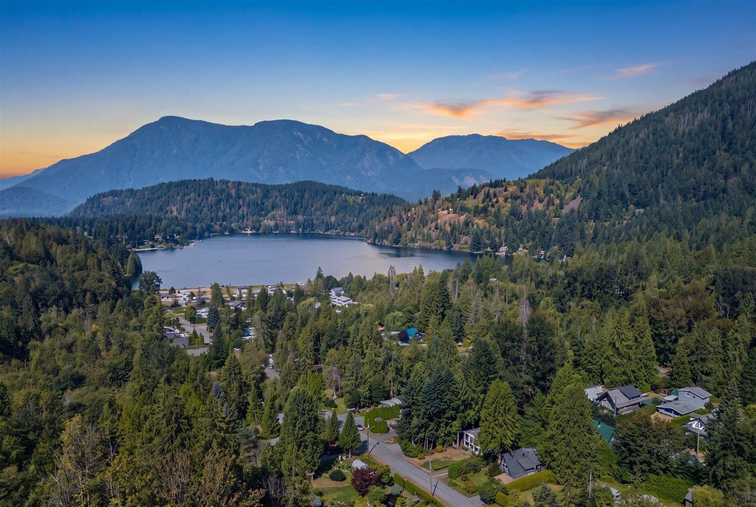 66603 Summer Road, Kawkawa Lake, Hope, British Columbia  V0X 1L1 - Photo 38 - R3156191