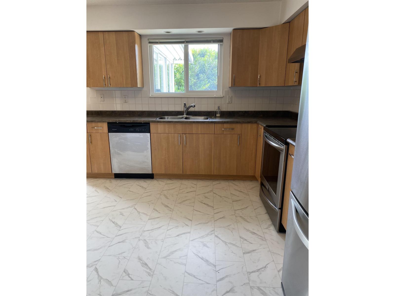 1855 156 Street, Surrey, British Columbia  V4A 4T5 - Photo 8 - R3157287