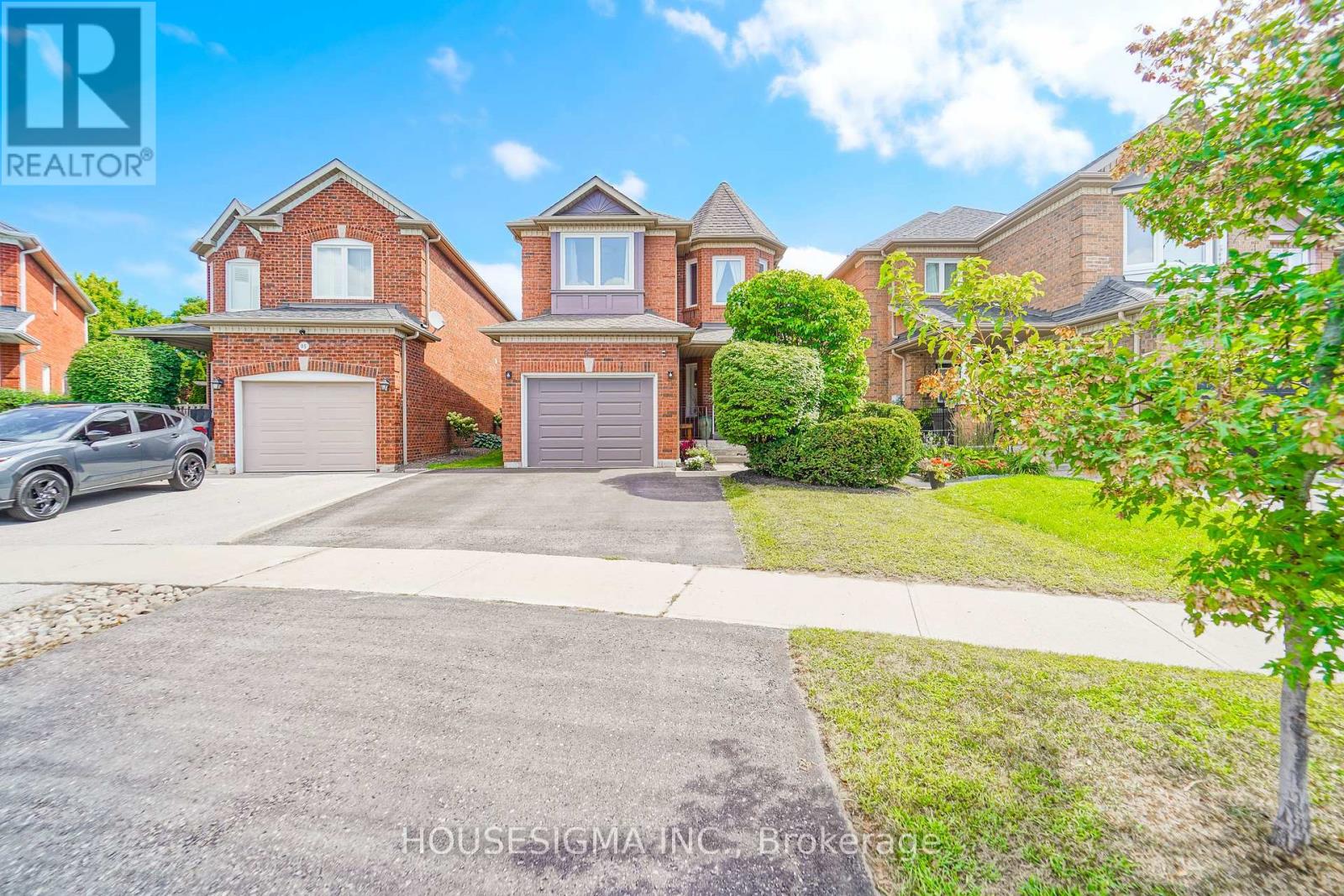 97 Bach Avenue, Whitby, Ontario  L1R 2P8 - Photo 3 - E13697174
