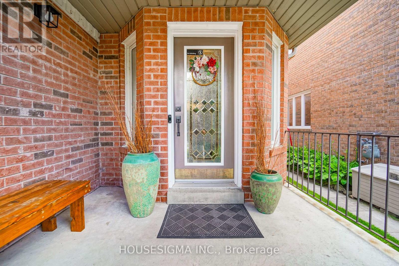 97 Bach Avenue, Whitby, Ontario  L1R 2P8 - Photo 6 - E13697174