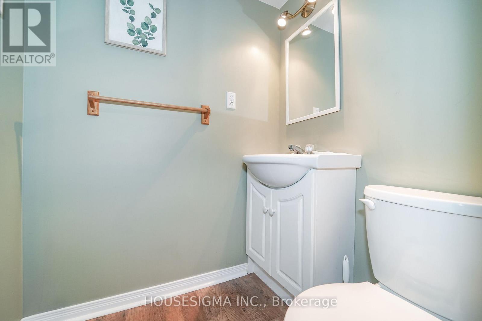 97 Bach Avenue, Whitby, Ontario  L1R 2P8 - Photo 35 - E13697174