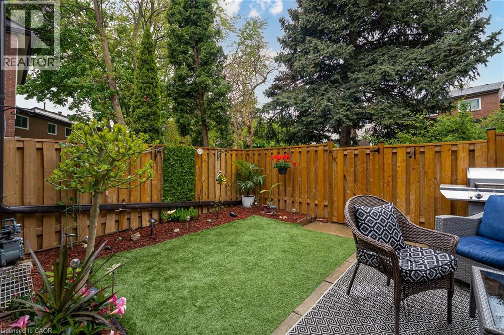 2825 Gananoque Drive Unit# 48, Mississauga, Ontario L5N 1V6 - Photo 39 - 40797660