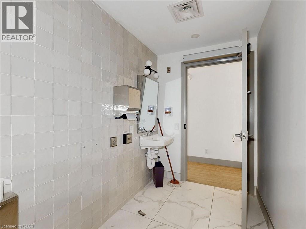 612 Upper James Street Unit# Whole Bldg, Hamilton, Ontario  L9C 2Z1 - Photo 24 - 40831243
