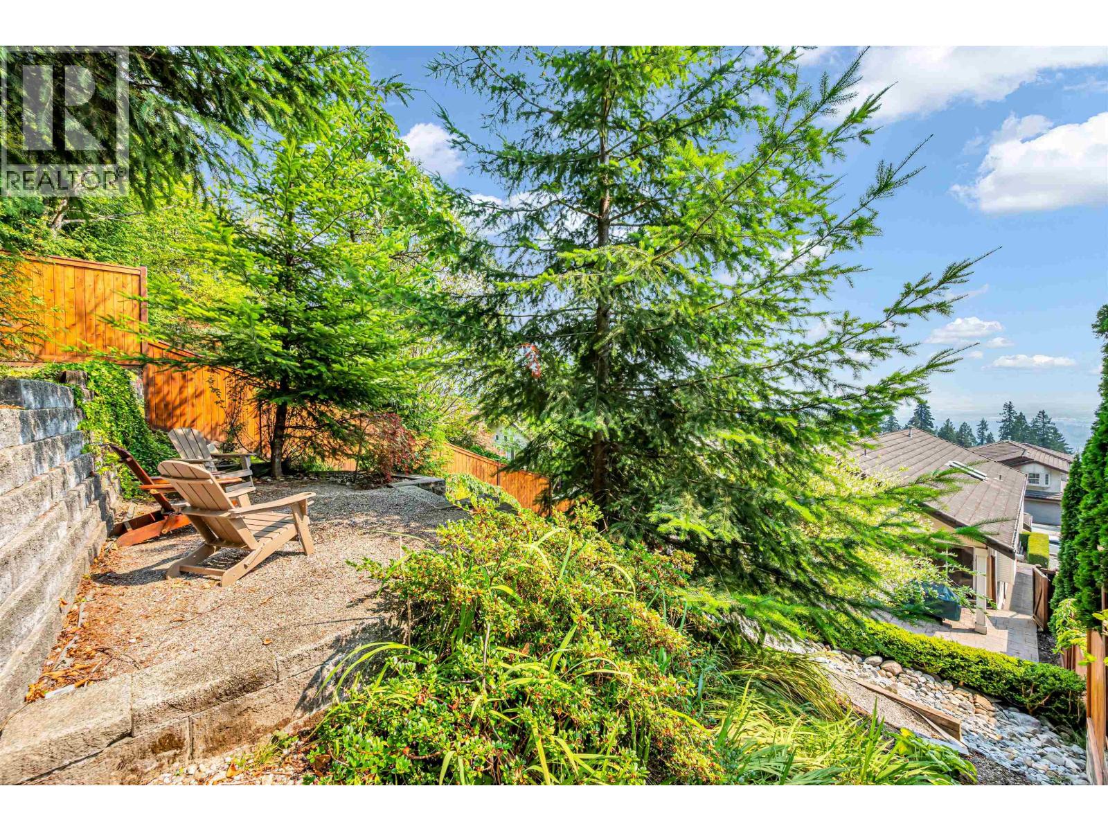 3017 Maplewood Court, Coquitlam, British Columbia  V3E 3P3 - Photo 39 - R3157569