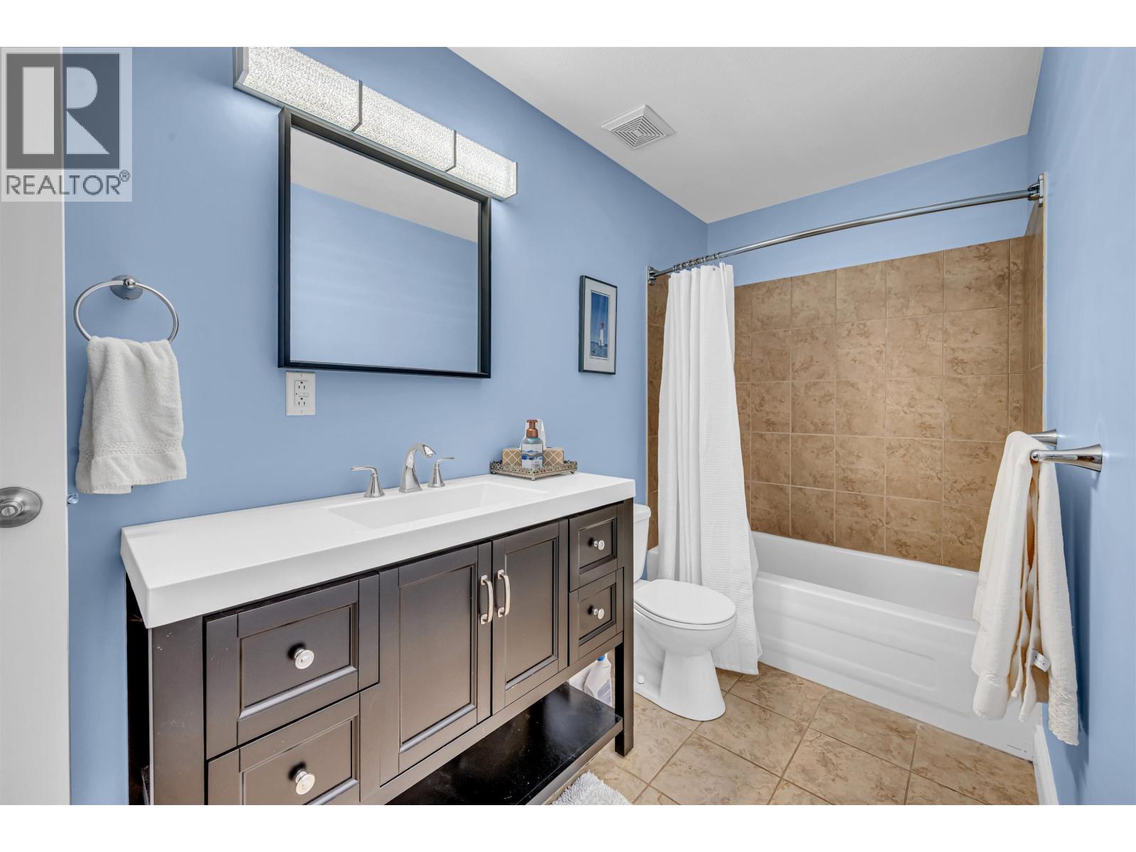 3017 Maplewood Court, Coquitlam, British Columbia  V3E 3P3 - Photo 34 - R3157569
