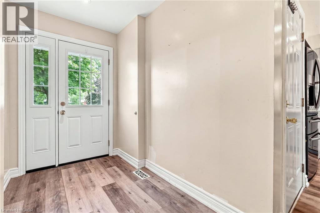 82 St. Andrews Drive, Hamilton, Ontario  L8K 6H4 - Photo 4 - 40855097