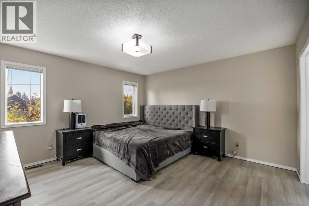 52 Shawnee Way SW, Calgary, Alberta  T2Y 2V4 - Photo 25 - A2338976