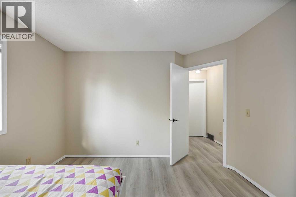 52 Shawnee Way SW, Calgary, Alberta  T2Y 2V4 - Photo 32 - A2338976