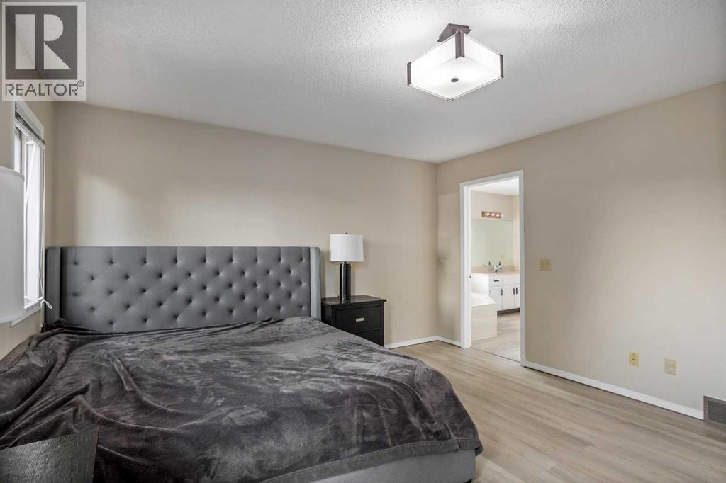 52 Shawnee Way SW, Calgary, Alberta  T2Y 2V4 - Photo 26 - A2338976