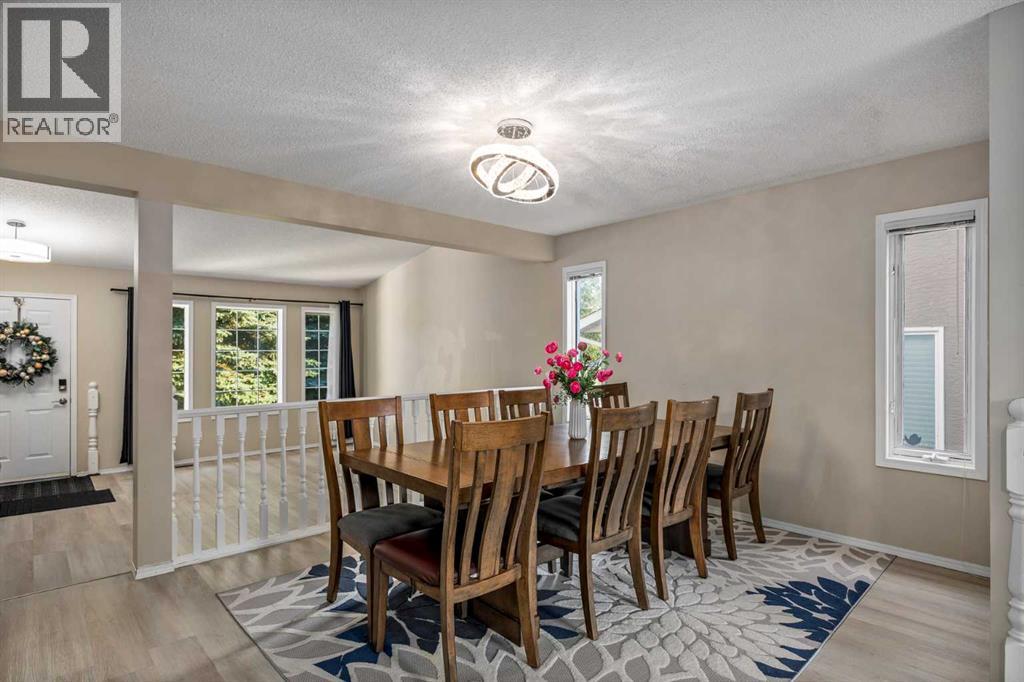 52 Shawnee Way SW, Calgary, Alberta  T2Y 2V4 - Photo 11 - A2338976