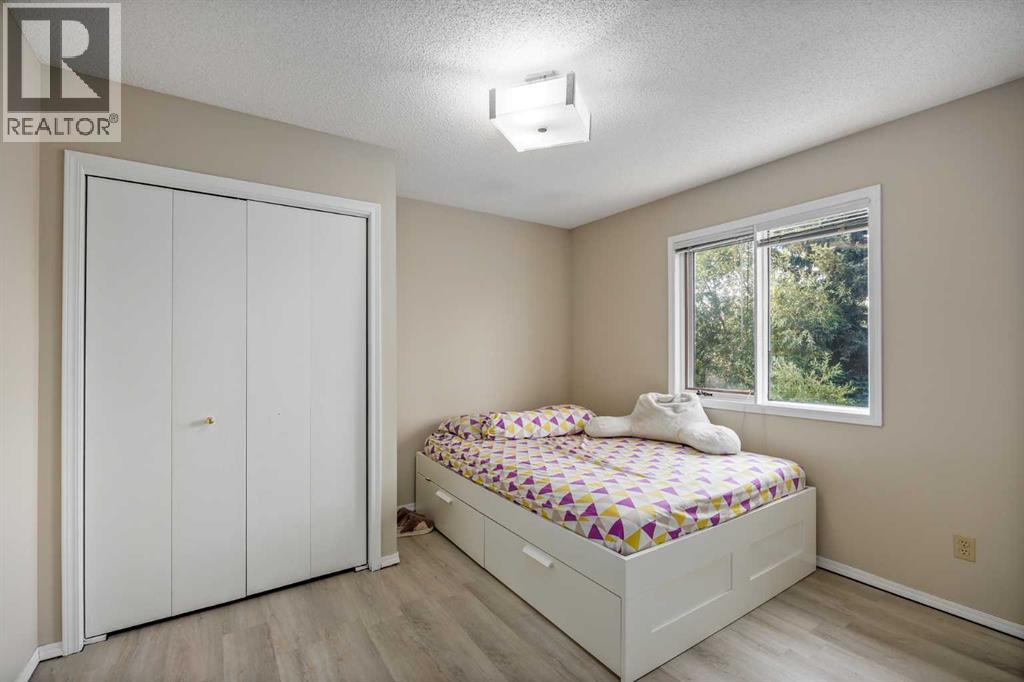 52 Shawnee Way SW, Calgary, Alberta  T2Y 2V4 - Photo 31 - A2338976
