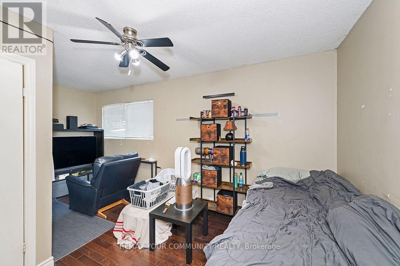 73 Struthers Street, Toronto, Ontario  M8V 1Y2 - Photo 26 - W13697198