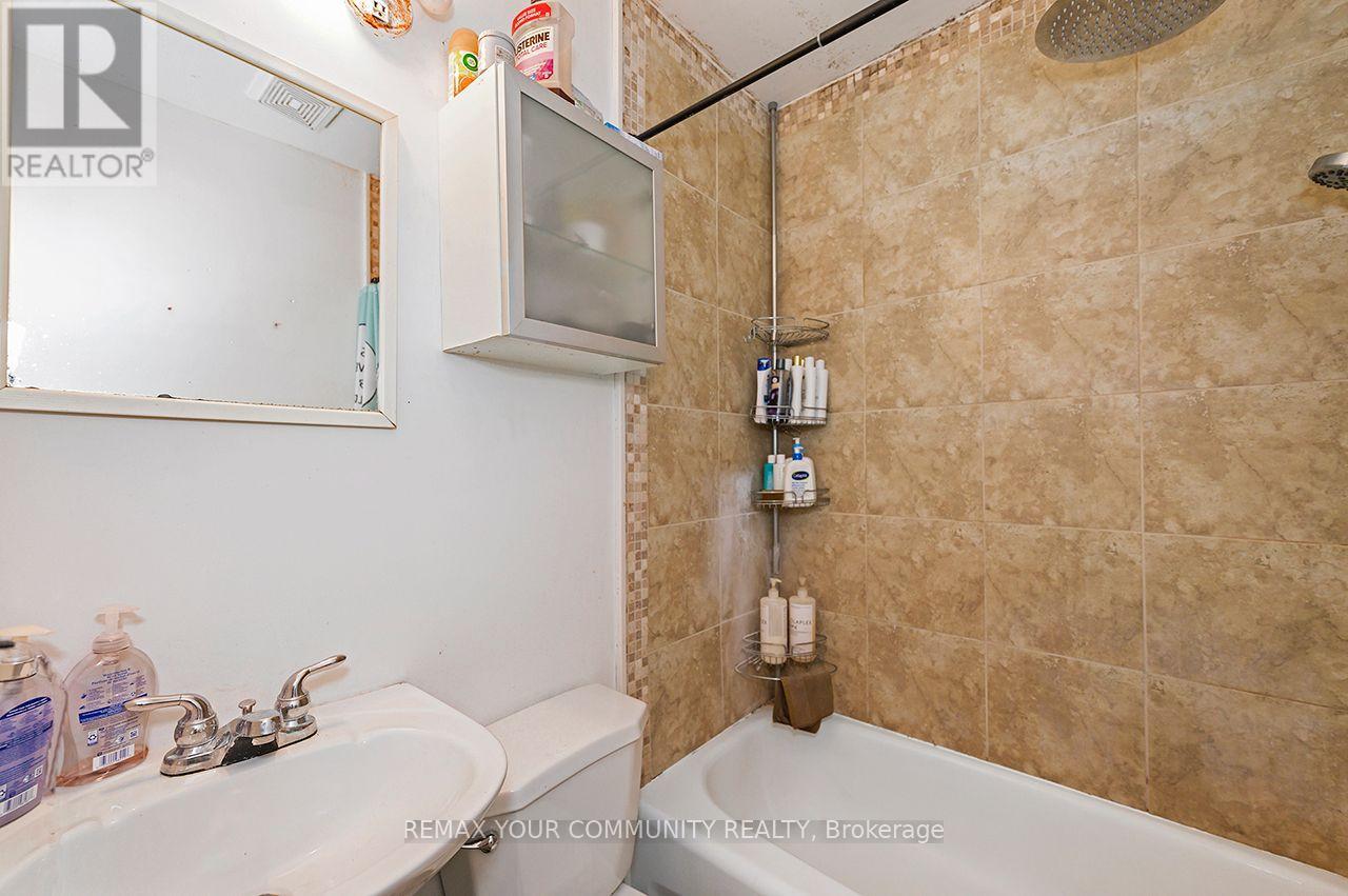 73 Struthers Street, Toronto, Ontario  M8V 1Y2 - Photo 27 - W13697198