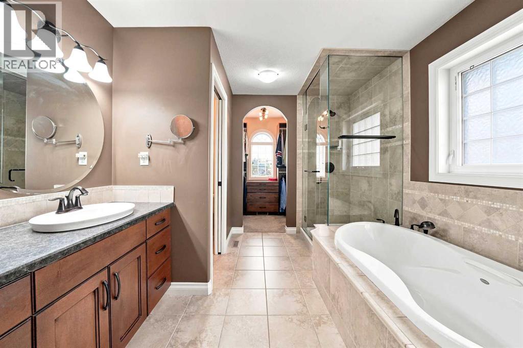 48 Innes Close, Red Deer, Alberta  T4R 0B7 - Photo 28 - A2332129
