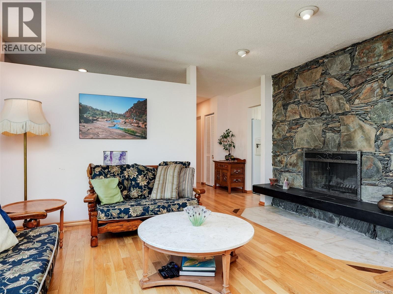 4209 Leeron Pl, Metchosin, British Columbia  V9C 3Z9 - Photo 2 - 1047225