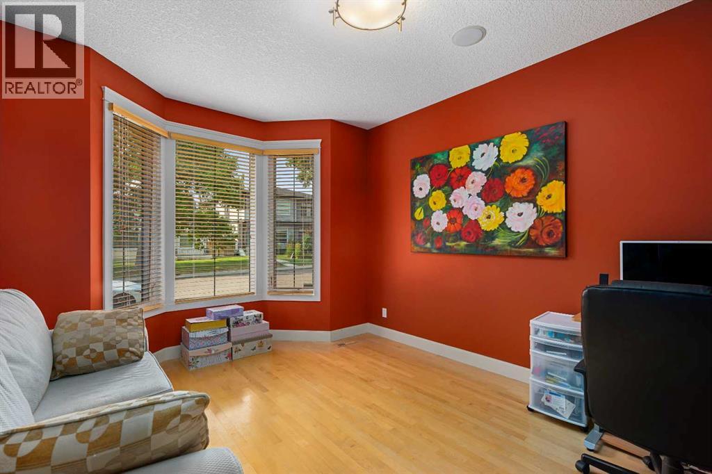 2526 3 Avenue NW, Calgary, Alberta  T2N 0L3 - Photo 5 - A2335898