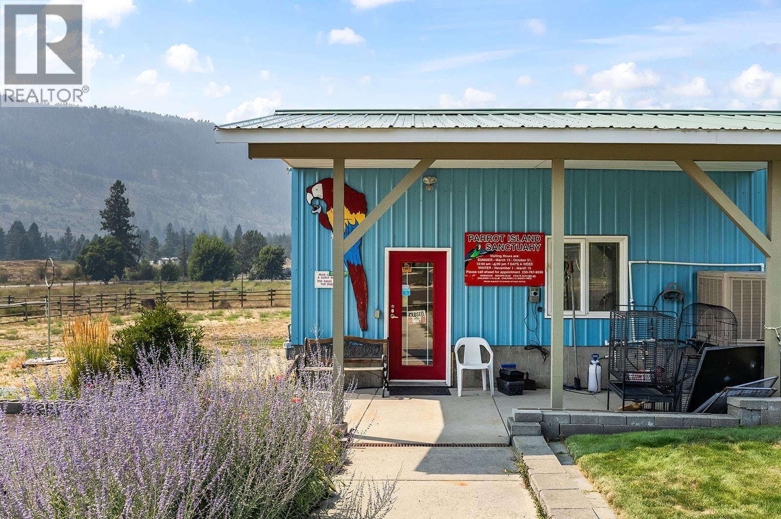 5090 Mackinnon Road, Peachland, British Columbia  V0H 1X0 - Photo 9 - 10396742