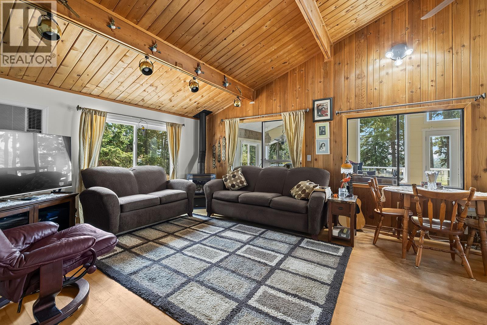 5090 Mackinnon Road, Peachland, British Columbia  V0H 1X0 - Photo 36 - 10396742