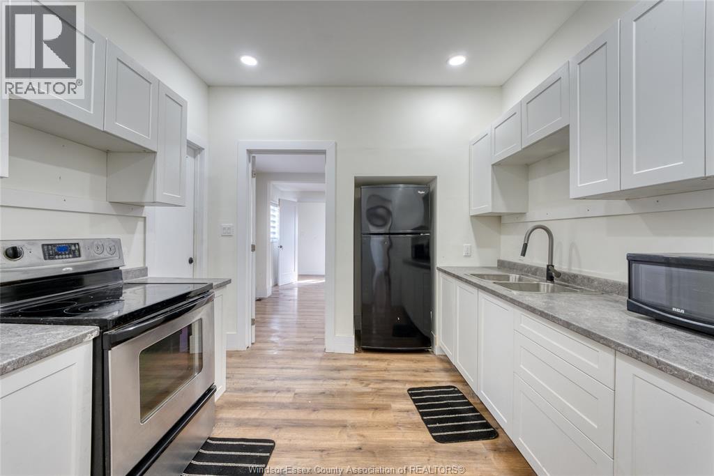 1488 Lincoln, Windsor, Ontario  N8Y 2J1 - Photo 9 - 26020414