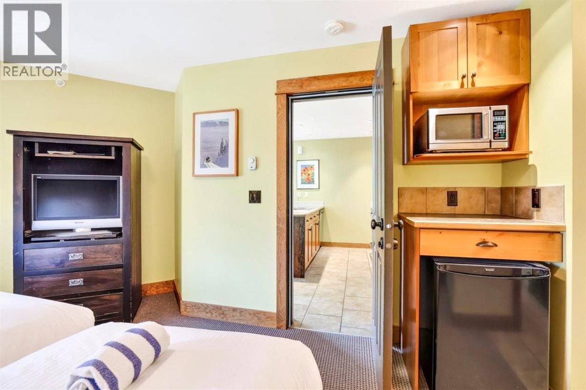 4559 Timberline Crescent Unit# 640a, Fernie, British Columbia V0B 1M6 - Photo 35 - 10398314