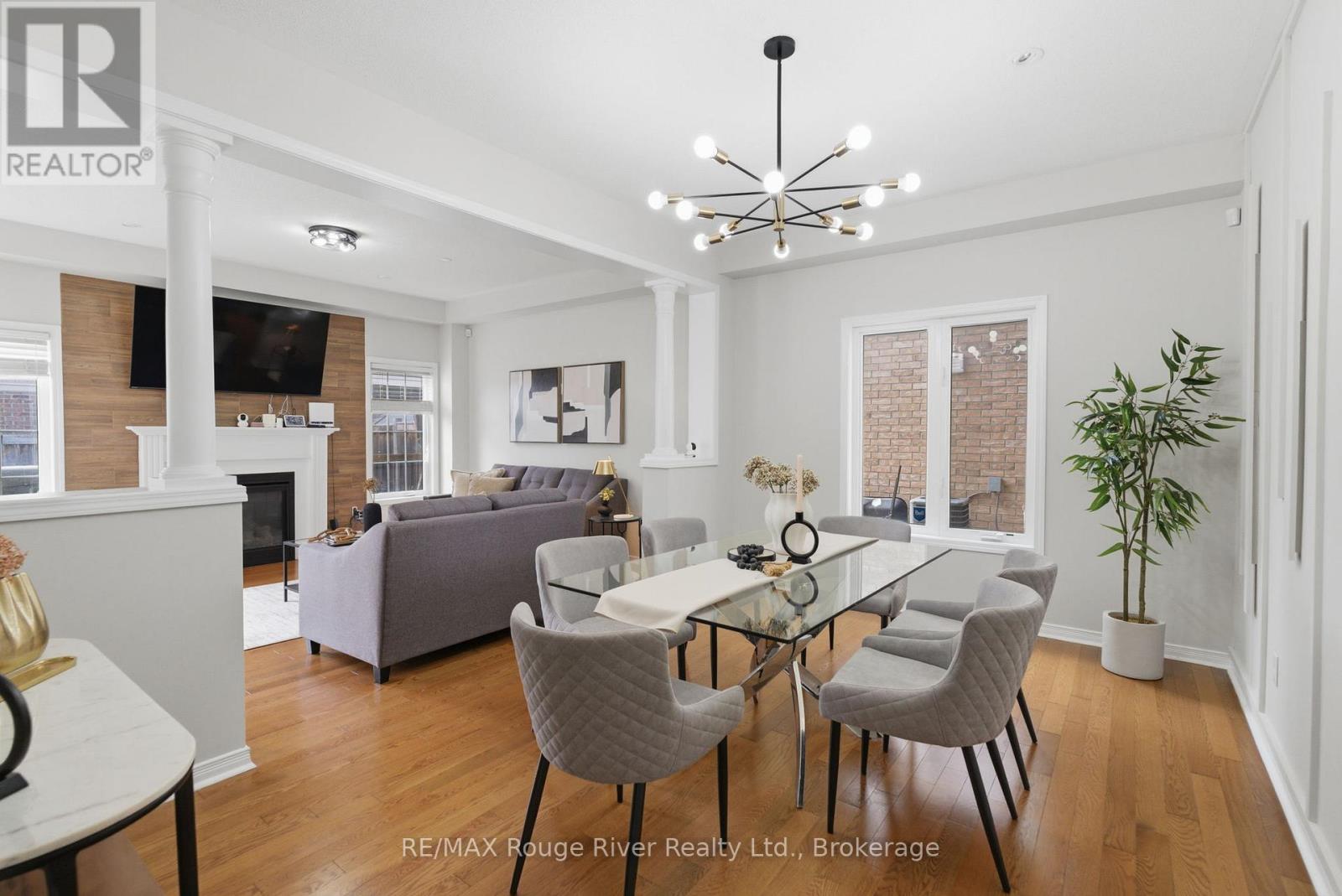 86 Edwin Carr Street, Clarington, Ontario  L1C 0R4 - Photo 4 - E13697656