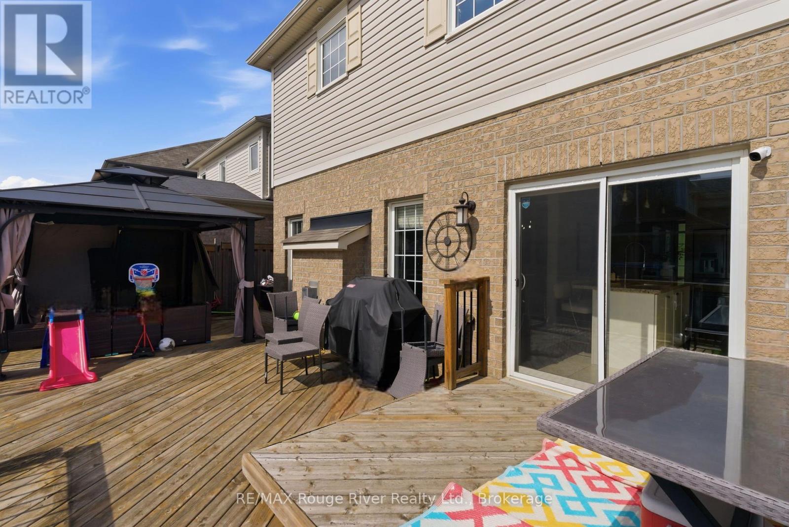 86 Edwin Carr Street, Clarington, Ontario  L1C 0R4 - Photo 44 - E13697656