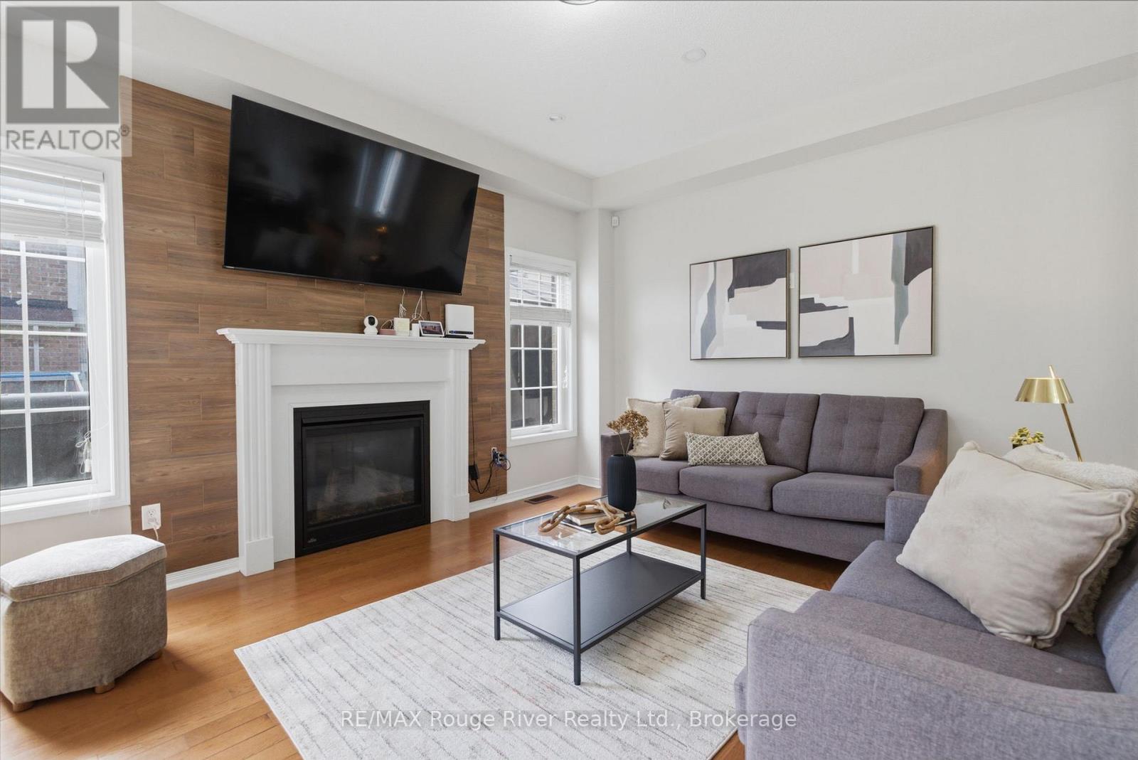 86 Edwin Carr Street, Clarington, Ontario  L1C 0R4 - Photo 8 - E13697656