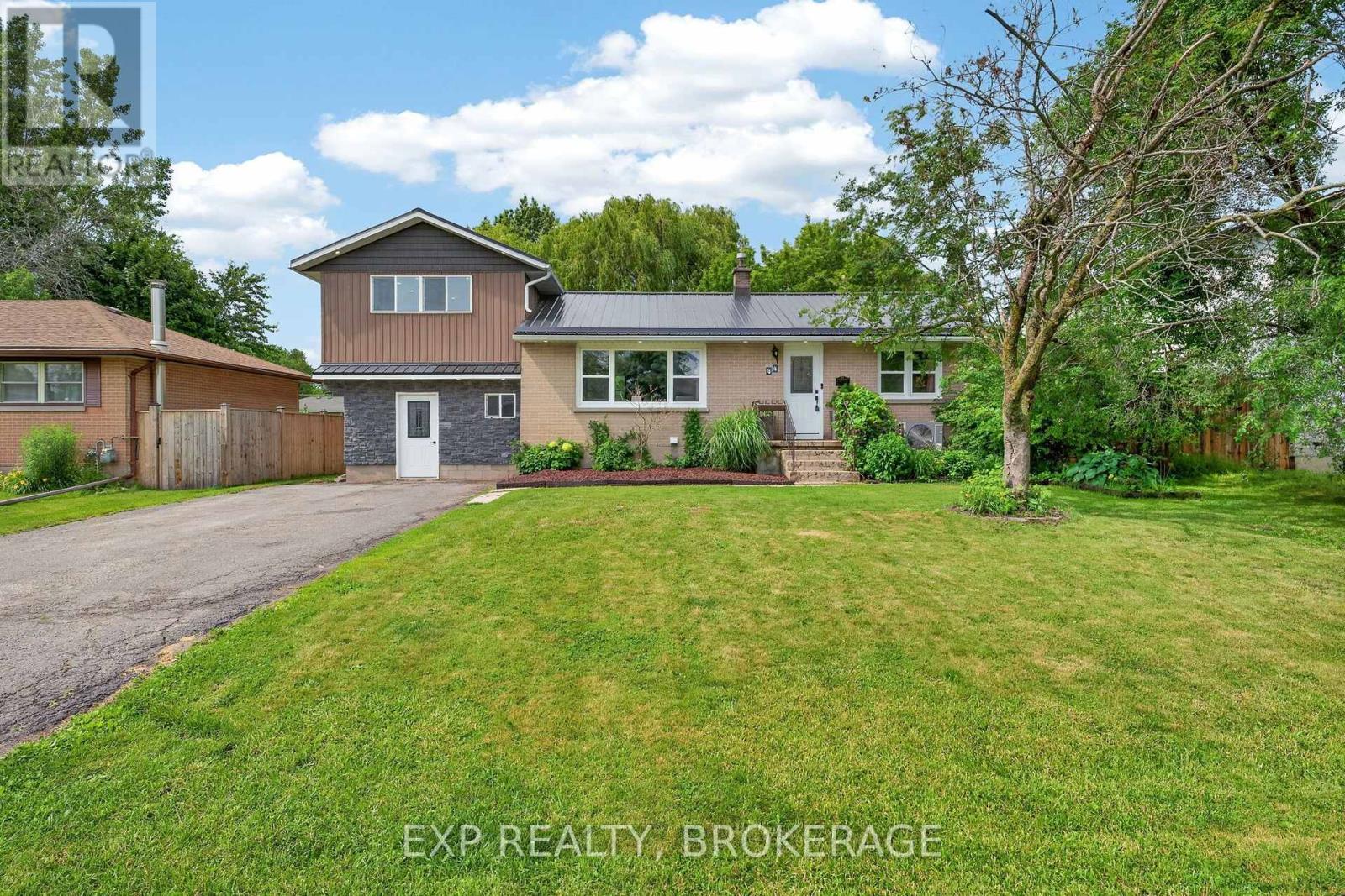 44 Lennox Street, Kingston, Ontario