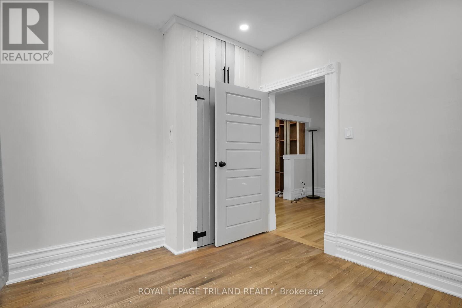 18 Wharncliffe Road S, London South, Ontario  N6J 2J4 - Photo 11 - X13697626