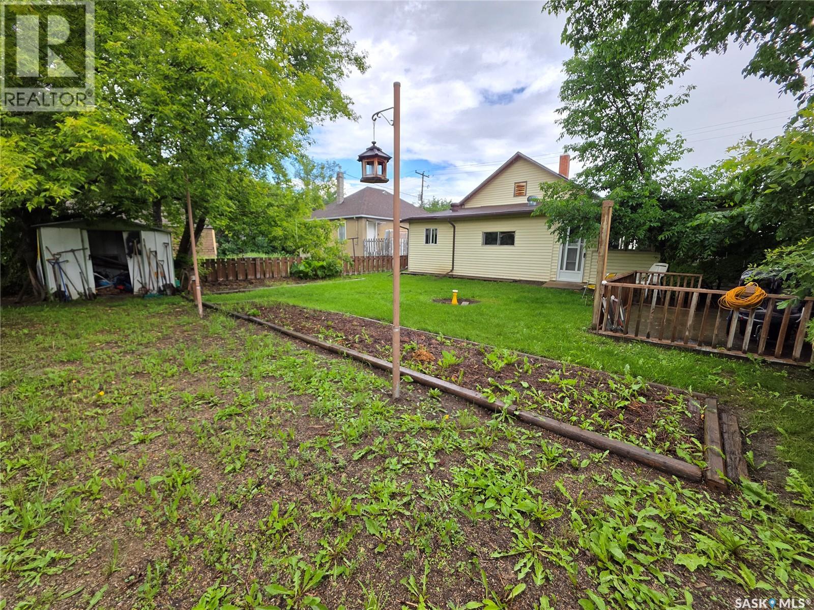 236 6th Avenue NE, Swift Current, Saskatchewan  S9H 2M2 - Photo 34 - SK040482