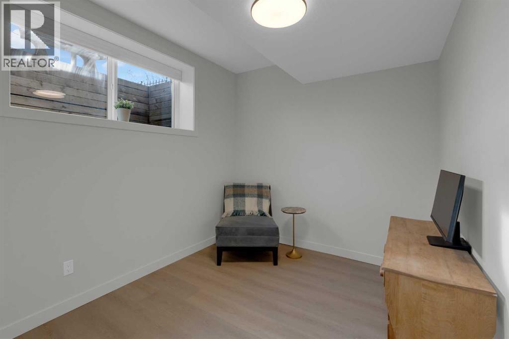 7712 36 Avenue NW, Calgary, Alberta  T3B 1V3 - Photo 27 - A2307786