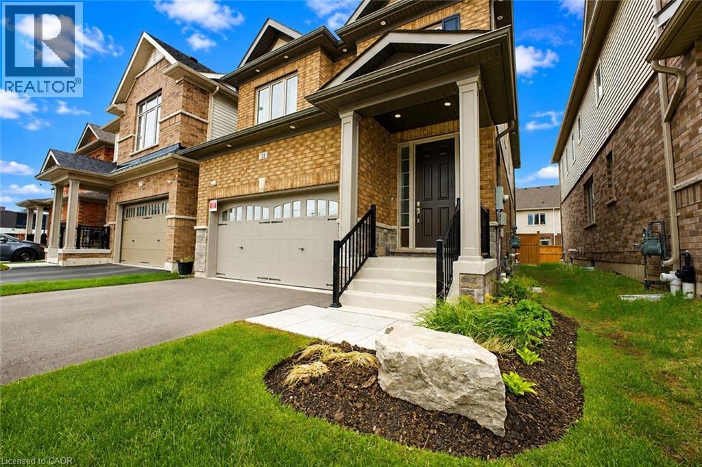 11 William Dunlop Street, Kitchener, Ontario  N2R 0N7 - Photo 2 - 40829821