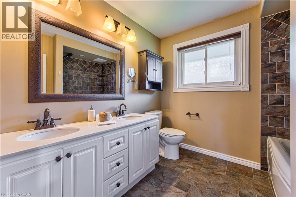 104 Springbank Crescent, Kitchener, Ontario  N2M 4P7 - Photo 16 - 40855692