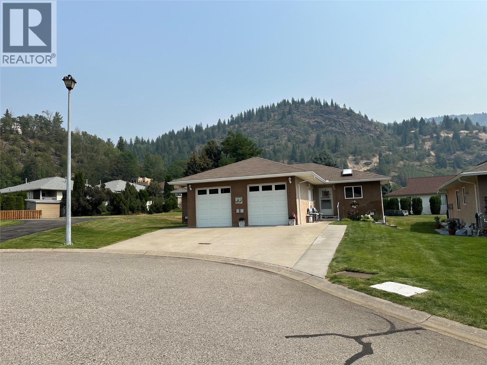 7186 Wright Way, Trail, British Columbia