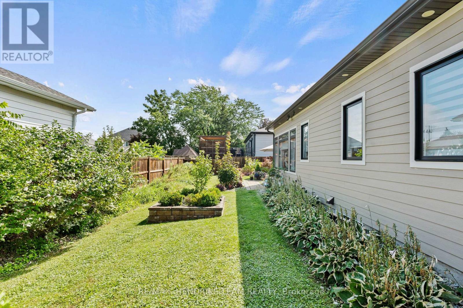 5b Wilholme Drive, St. Catharines (Grapeview), Ontario  L2W 1B9 - Photo 39 - X13697636