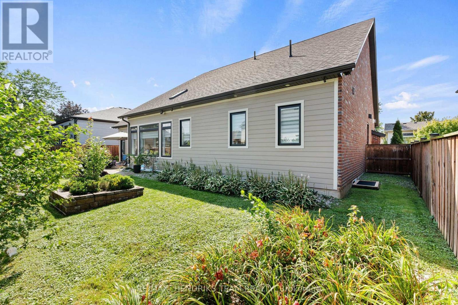 5b Wilholme Drive, St. Catharines (Grapeview), Ontario  L2W 1B9 - Photo 40 - X13697636