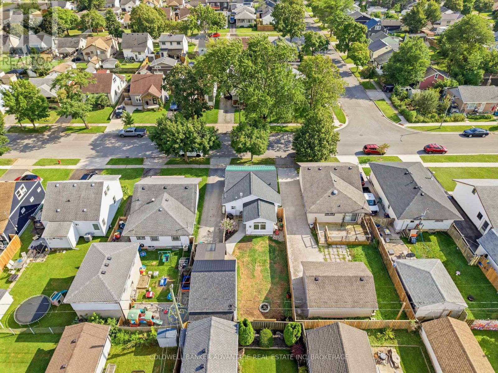 374 Dieppe Street, Welland, Ontario  L3B 4V4 - Photo 4 - X13697694