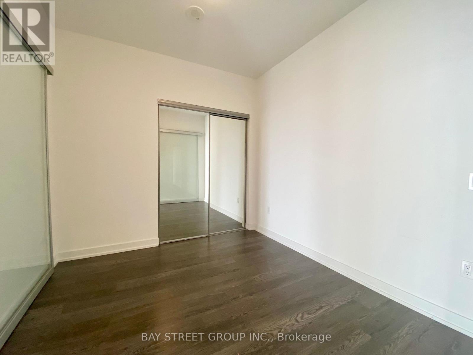 1613 - 20 O'neill Road, Toronto, Ontario  M3C 0R2 - Photo 11 - C13697598