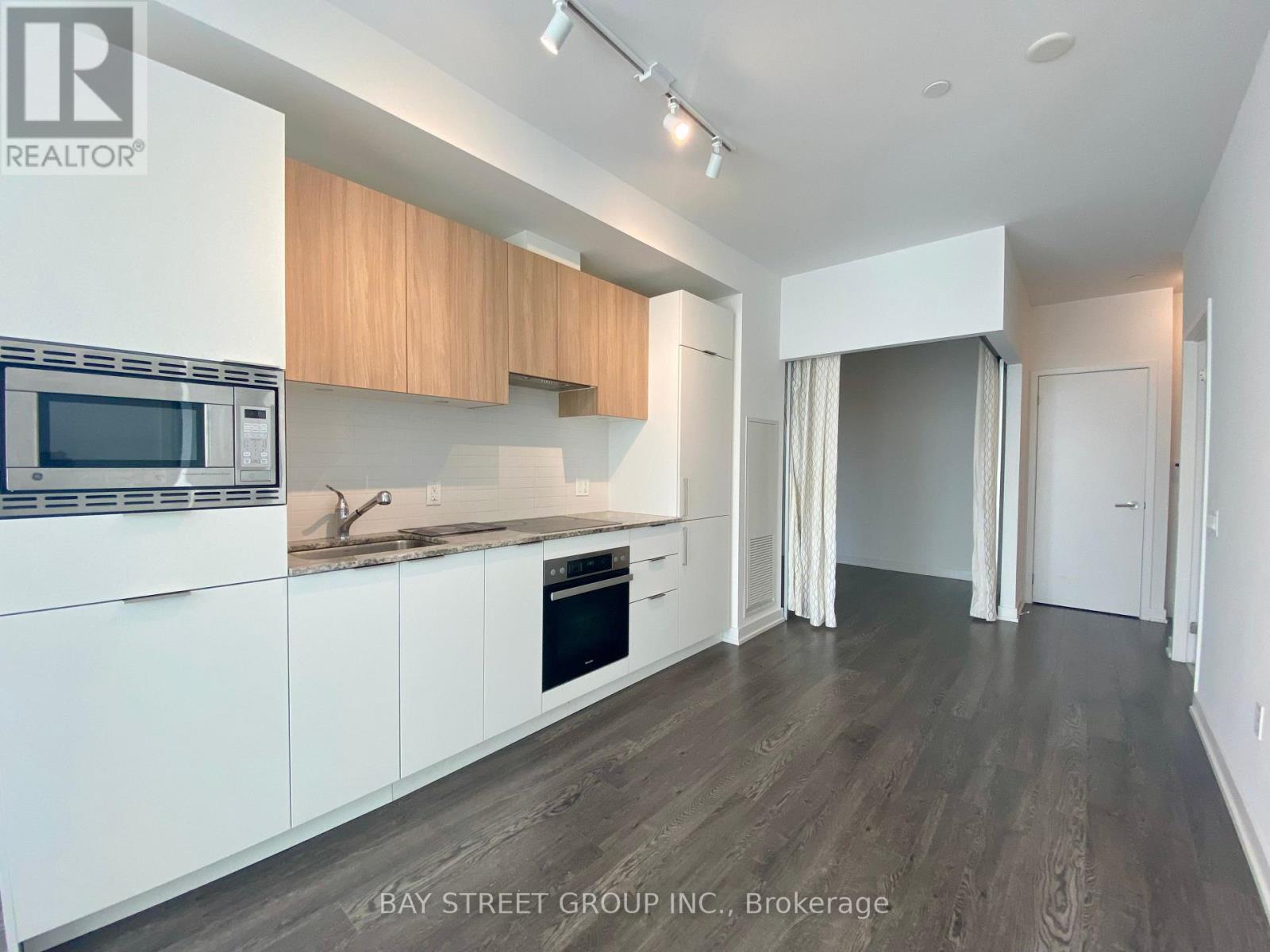 1613 - 20 O'neill Road, Toronto, Ontario  M3C 0R2 - Photo 9 - C13697598