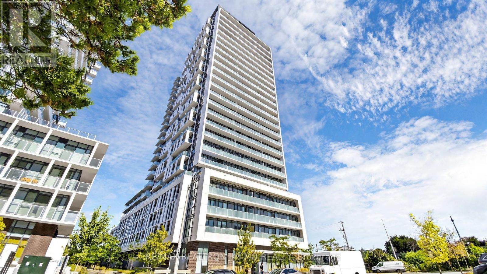 522 - 188 FAIRVIEW MALL DRIVE