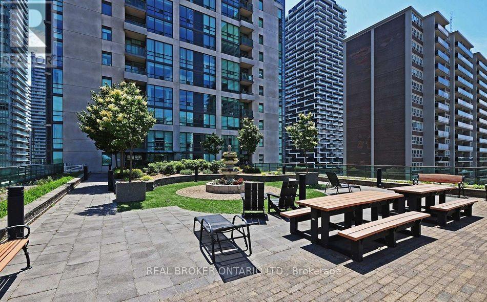 1304 - 88 Broadway Avenue, Toronto, Ontario  M4P 0A5 - Photo 23 - C13697618