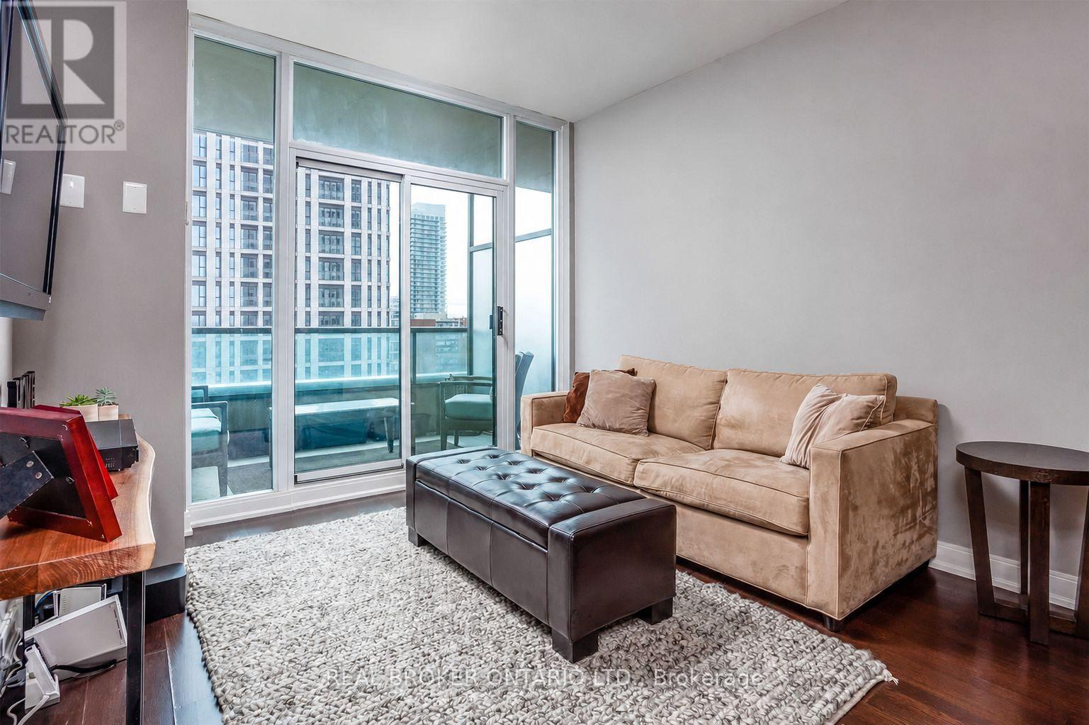 1304 - 88 Broadway Avenue, Toronto, Ontario  M4P 0A5 - Photo 3 - C13697618
