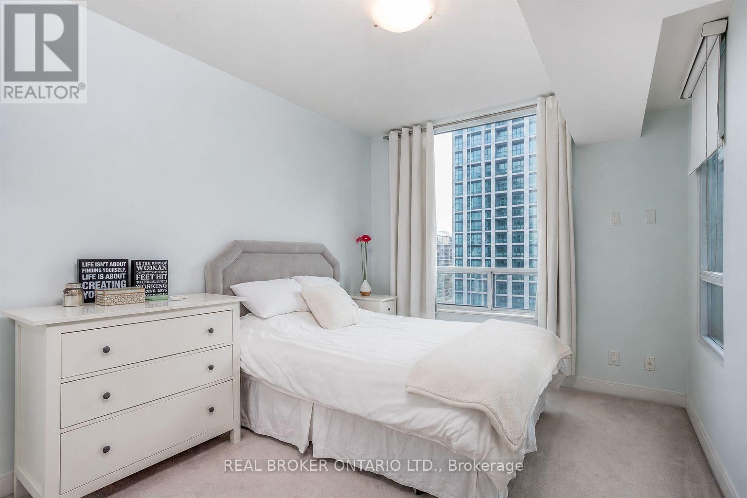 1304 - 88 Broadway Avenue, Toronto, Ontario  M4P 0A5 - Photo 7 - C13697618