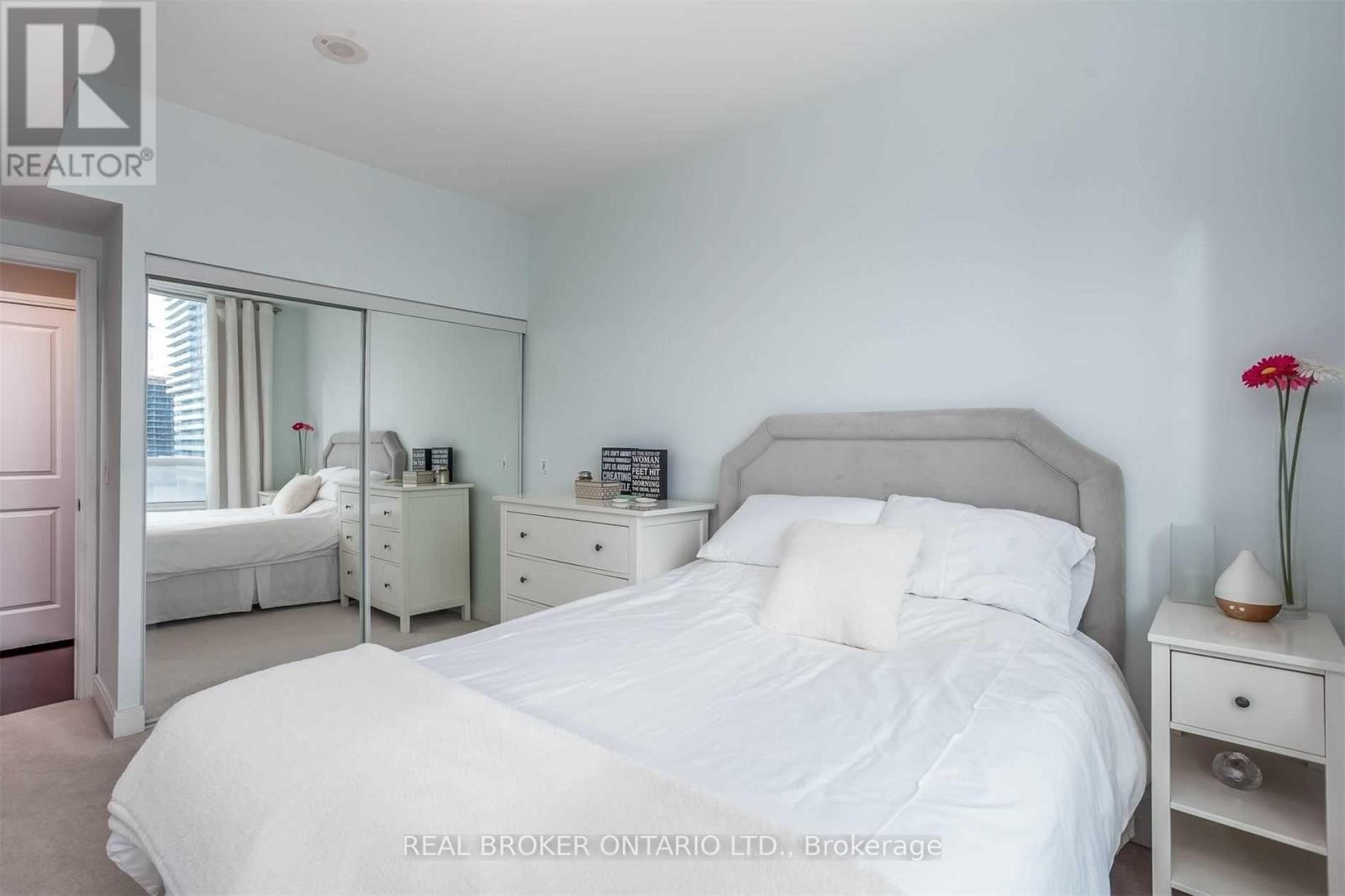 1304 - 88 Broadway Avenue, Toronto, Ontario  M4P 0A5 - Photo 8 - C13697618