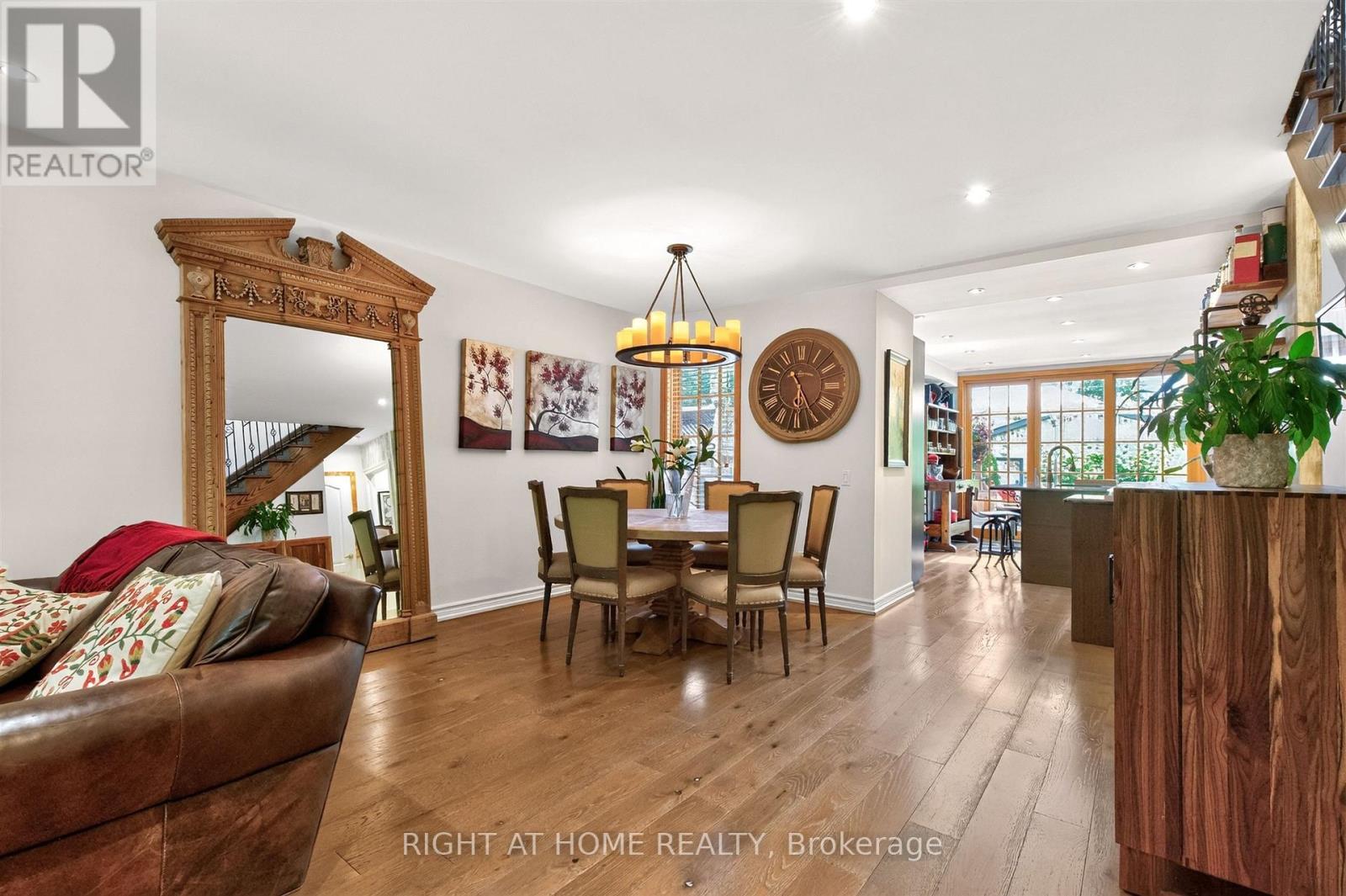 82 Arlington Avenue, Toronto, Ontario  M6G 3L1 - Photo 11 - C13697664