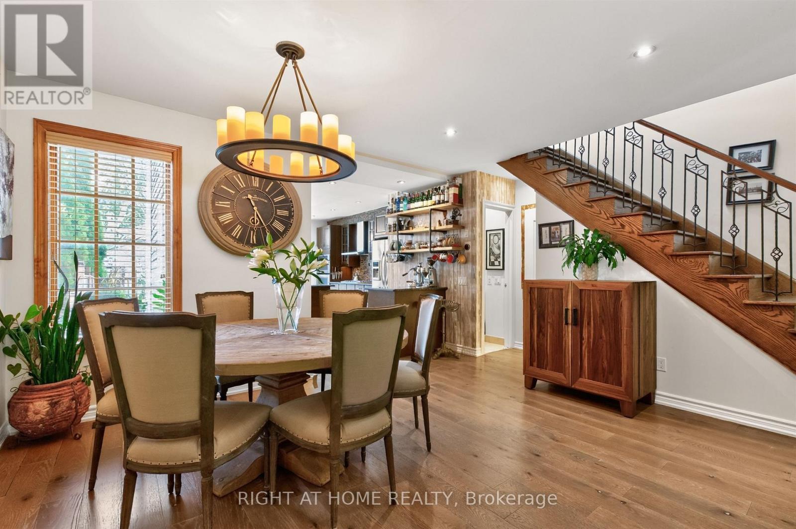 82 Arlington Avenue, Toronto, Ontario  M6G 3L1 - Photo 12 - C13697664