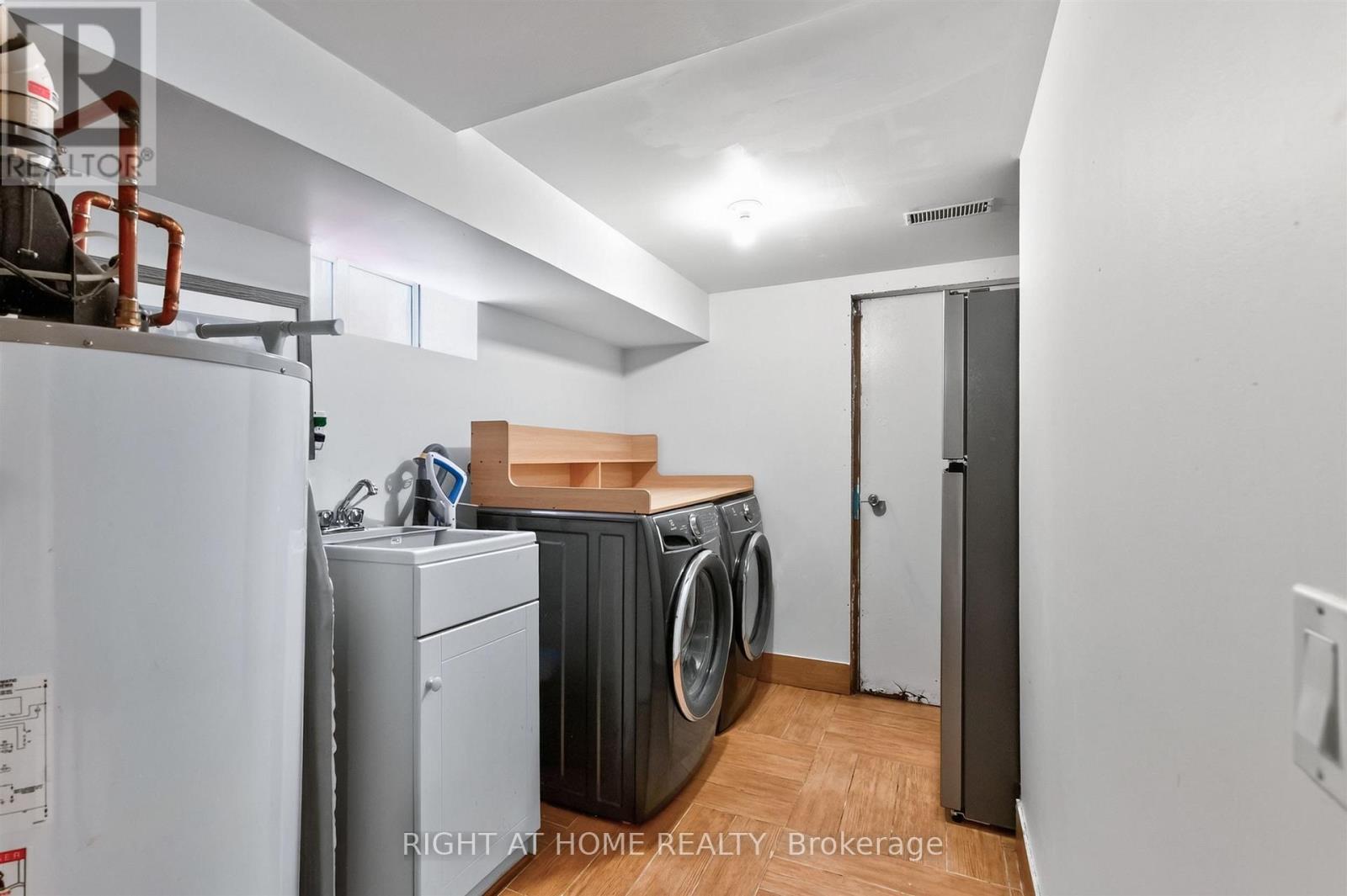 82 Arlington Avenue, Toronto, Ontario  M6G 3L1 - Photo 36 - C13697664