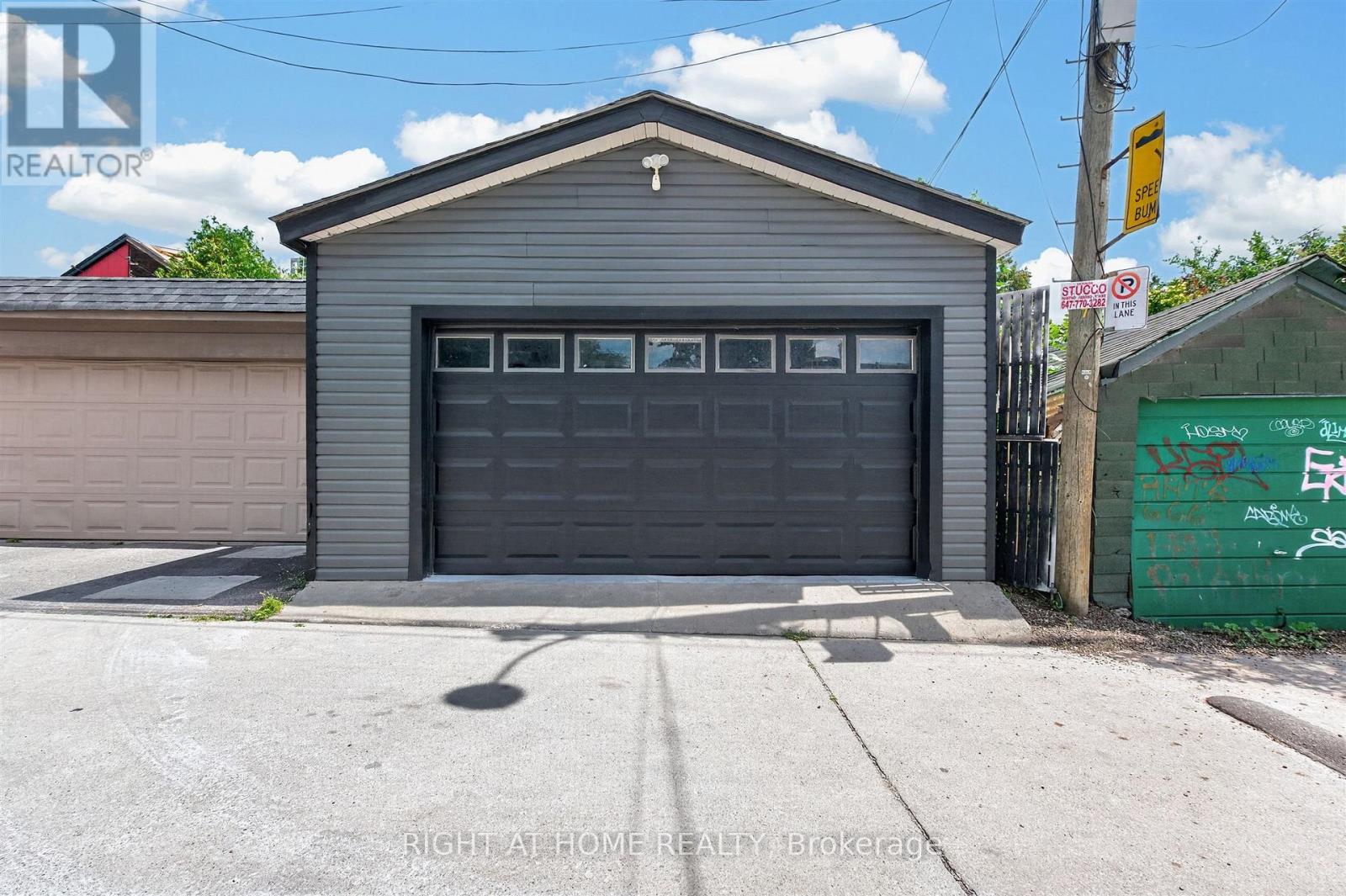 82 Arlington Avenue, Toronto, Ontario  M6G 3L1 - Photo 47 - C13697664