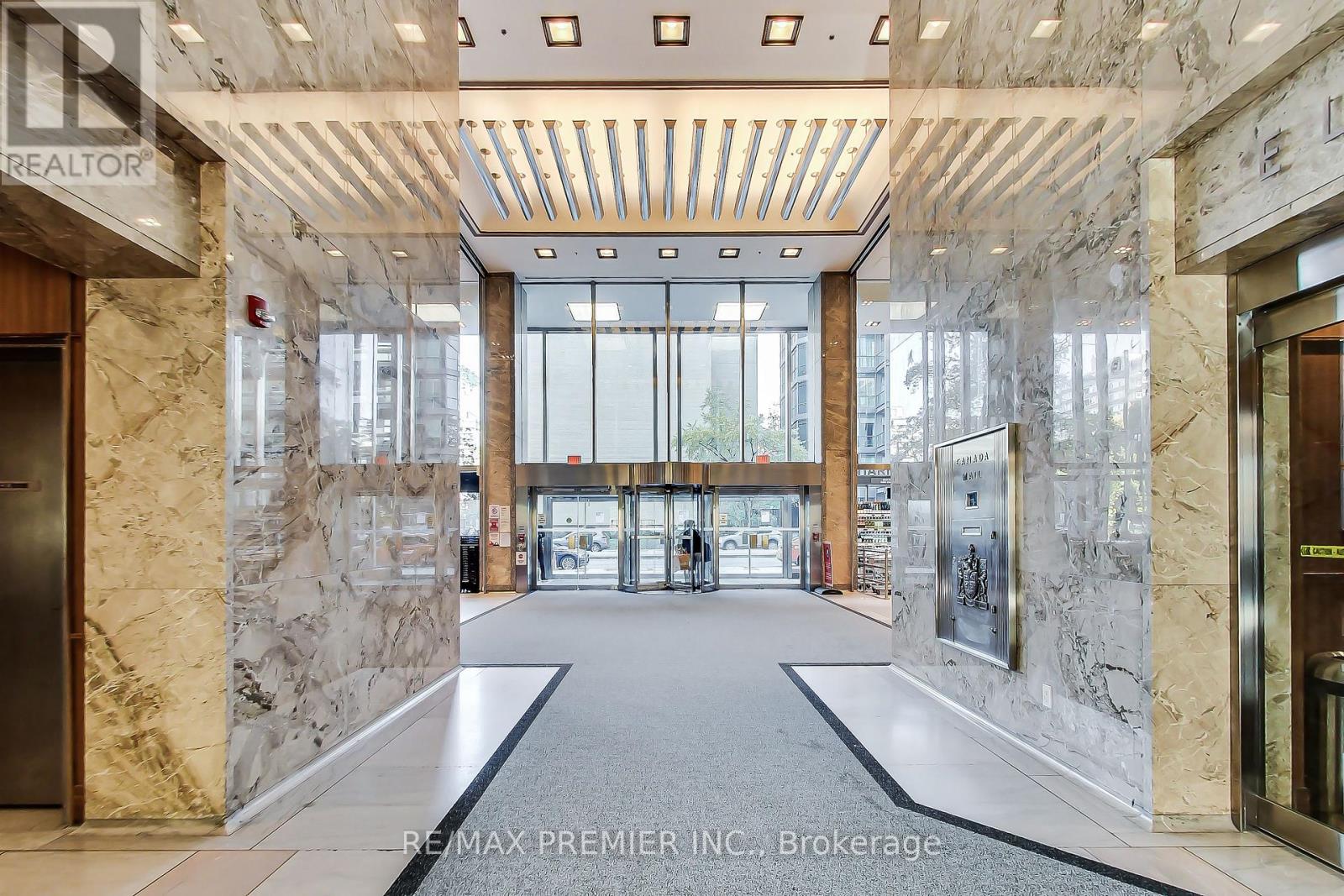 1218 - 111 St. Clair Avenue W, Toronto, Ontario  M4V 1N5 - Photo 11 - C13697768