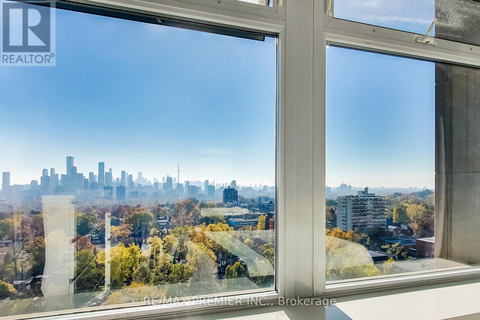 1218 - 111 St. Clair Avenue W, Toronto, Ontario  M4V 1N5 - Photo 8 - C13697768